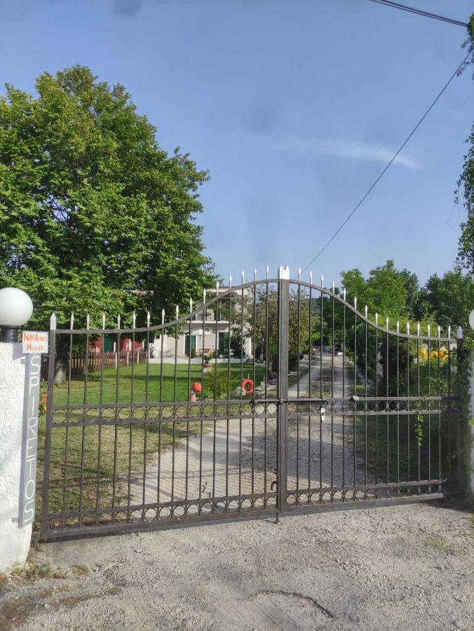 Nikilein'S House, Διαμέρισμα 150Μ Απο Την Παραλία Roda  Extérieur photo
